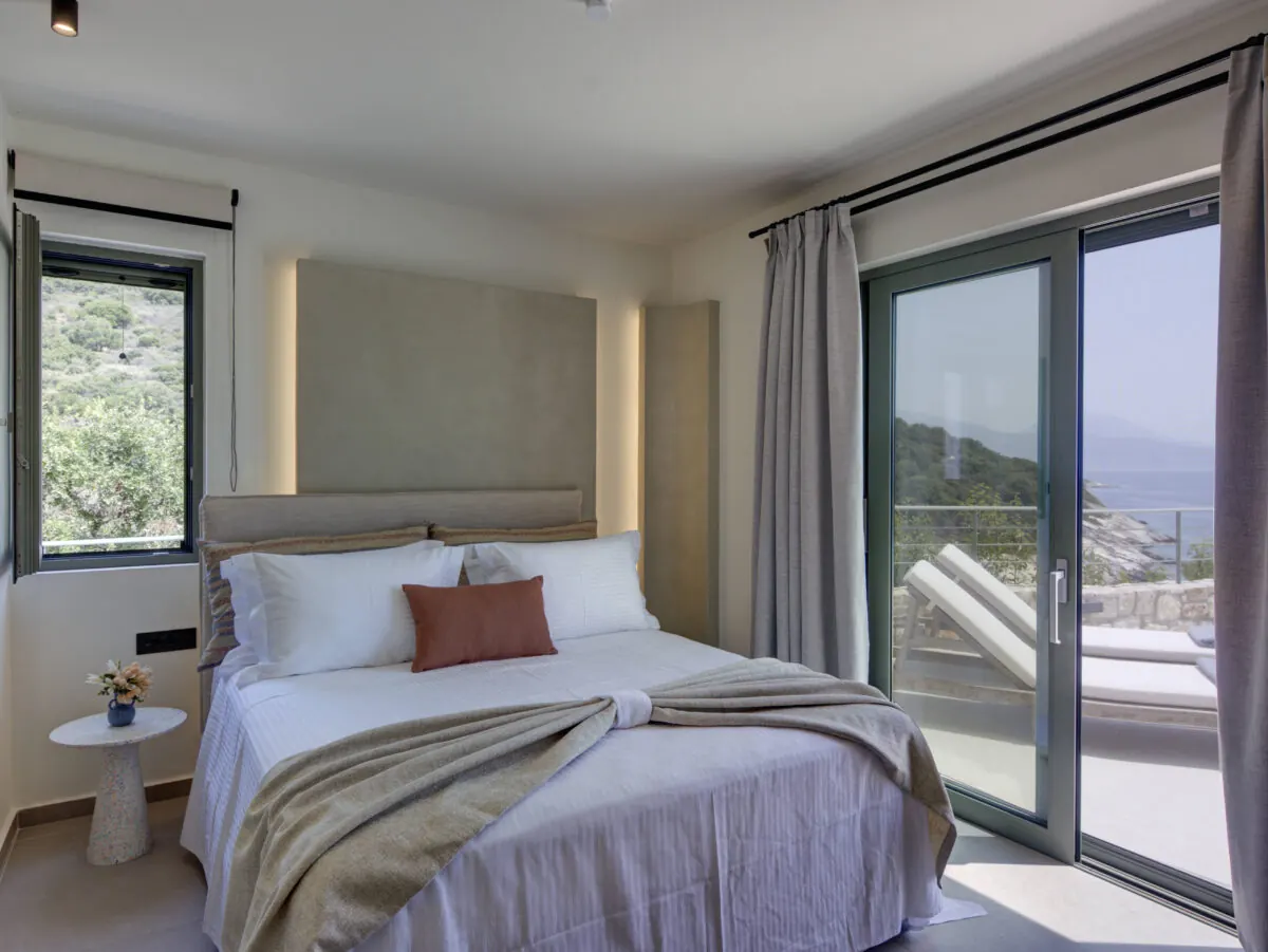 Bedroom at Alas opening onto the terrace